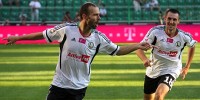 Korona rozbita; Hat-trick Ljuboji